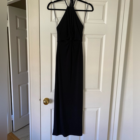 Abercrombie Knotted Halter Cutout Maxi Dress - Picture 2 of 6